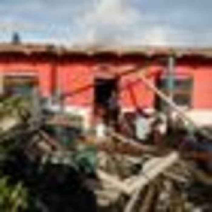 Two dead after Hurricane Roslyn hits Mexico's Pacific coast