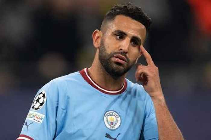 Riyad Mahrez has 'special' Leicester City message as Man City surprise revealed