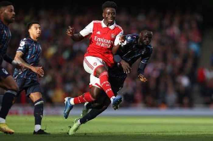 Bukayo Saka forced off with ankle injury amid Arsenal club doctor worry and referee anger