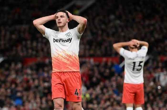 West Ham repeat Liverpool error as David de Gea required in narrow Manchester United defeat