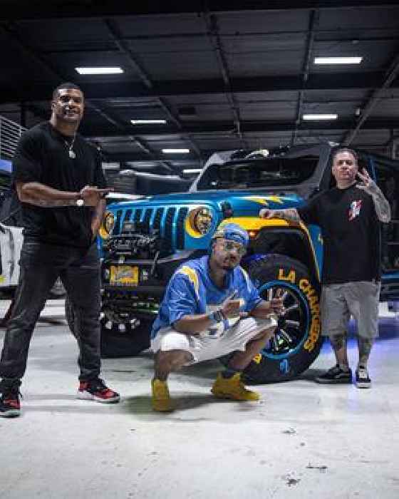 This Lucky LA Chargers Fan’s Hyped-Up Jeep Has Been West Coast Customized
