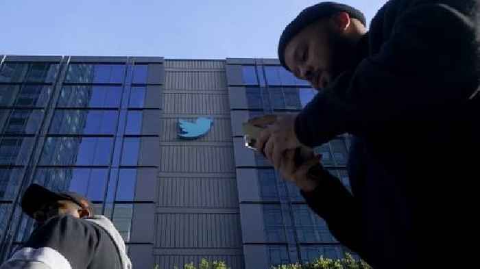 Twitter Users Can Soon Get Blue Check For $7.99 Monthly Fee