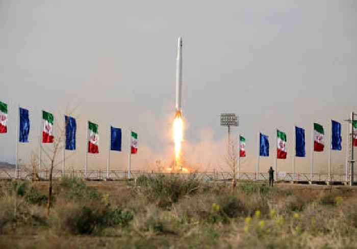Iran tests satellite-carrying rocket