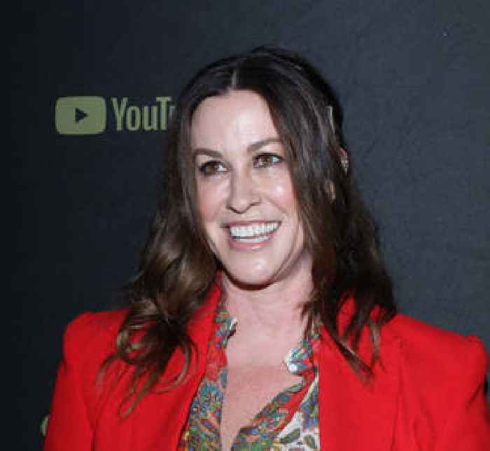 Alanis Morissette Says She Bailed On Rock & Roll Hall Of Fame Performance Because Of Sexist Production Environment