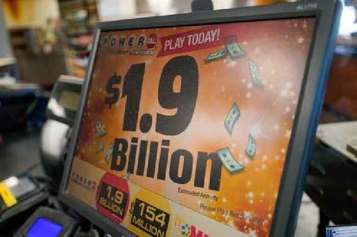 Biggest lottery jackpot prize ever of $2.04 billion won by ticket holder in California