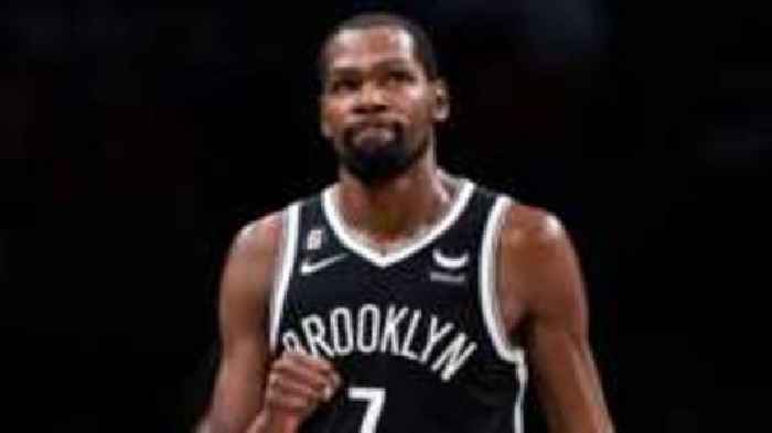 Durant shines as Nets thrash Knicks