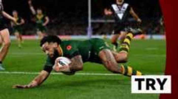 'Oh my word!' Addo-Carr try draws Australia level