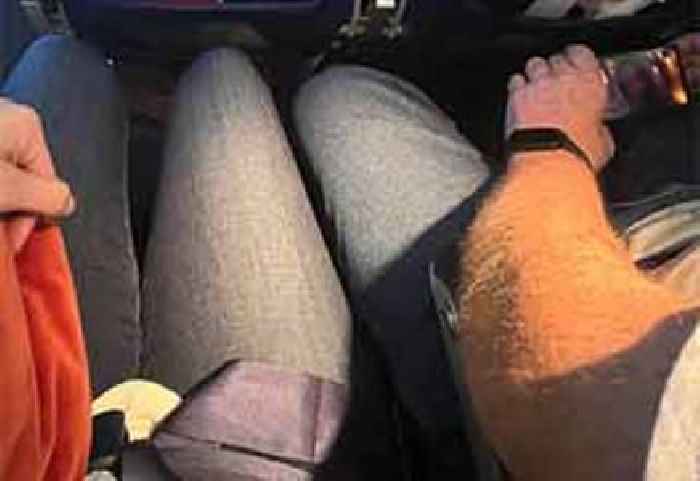 People Are Divided over This Reddit Post of a Guy ‘Manspreading’ on an Airplane