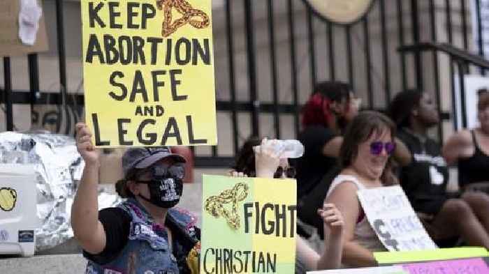 Judge Overturns Georgia's 6-Week Abortion Ban