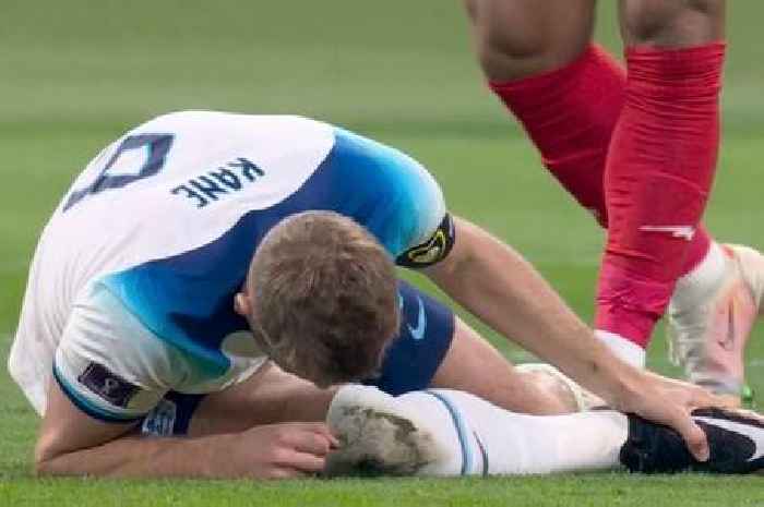 England fans 'holding their breath' as Harry Kane clutches ankle in World Cup opener