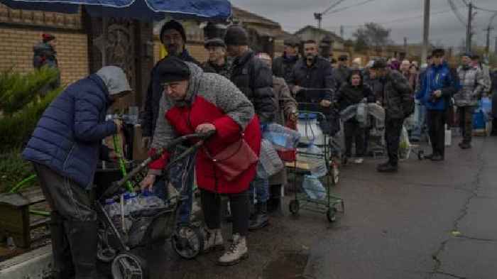 Ukraine Tells Citizens to Evacuate Liberated Areas Before Winter