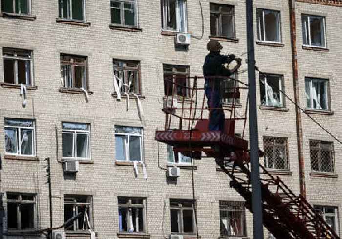 Kyiv's electricity, water cut off by Russian airstrikes, Ukraine says