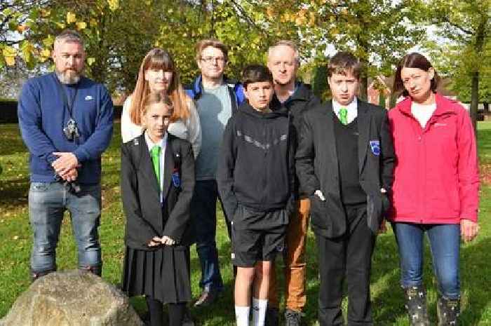 Coulsdon pupils on 'worst school run' have to trek 50 minutes on unsafe roads