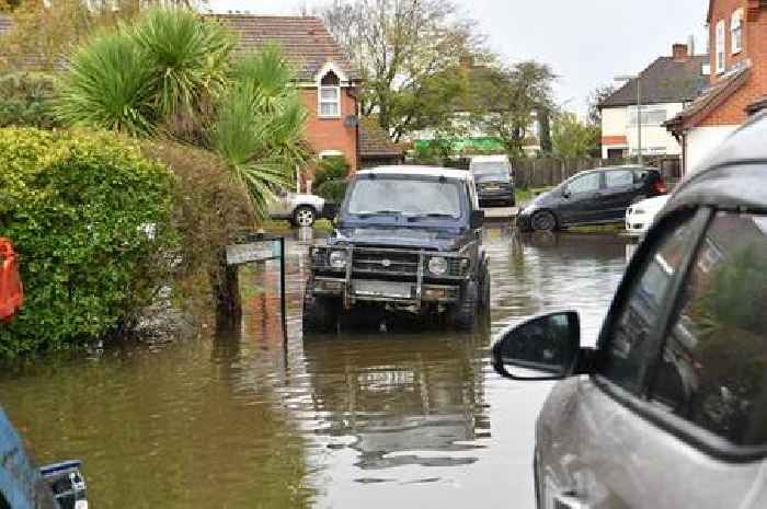 Full list of Surrey flood alerts today with yellow weather warning issued