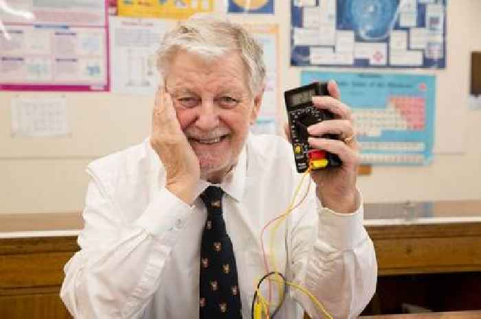 Pensioner returns to school after 66 years with lifelong aim of passing GCSE physics