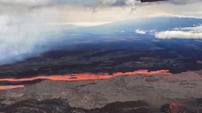 Hawaii’s Mauna Loa Erupts, Officials Warn People To Prepare