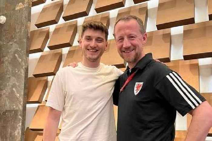 David Brooks flies into Qatar to cheer on Wales v England as Bournemouth star hands team-mates World Cup boost