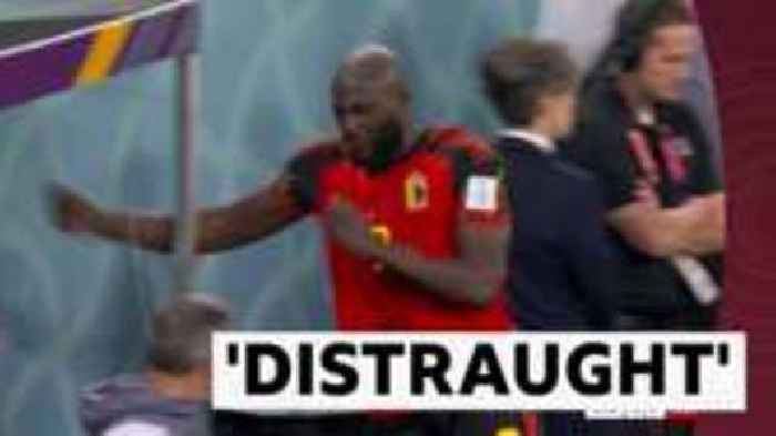 Lukaku punches dugout after Belgium exit