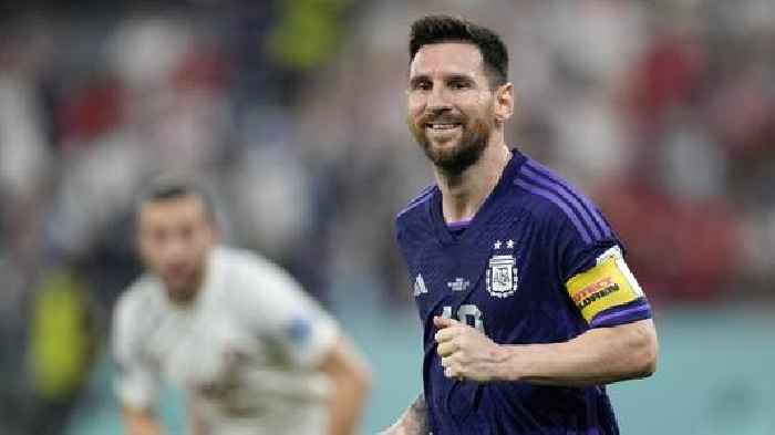 Messi And Argentina Beat Poland 2-0 To Advance At World Cup