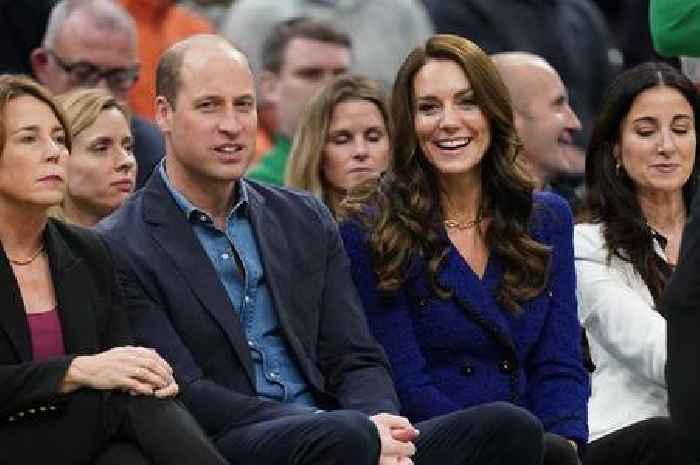 Prince William and Kate Middleton face boos and 'USA' chants amid Palace race row