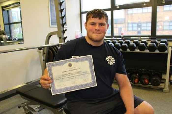 ADVERTORIAL: North Lincolnshire teen, 16, can deadlift a 270kg Bengal tiger as he smashes world record