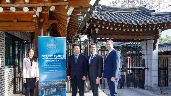 Minister for NI Steve Baker visits South Korea as part of Invest NI showcase