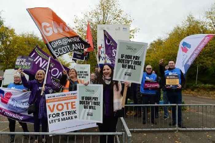 Lanarkshire NHS union members vote to accept improved pay offer