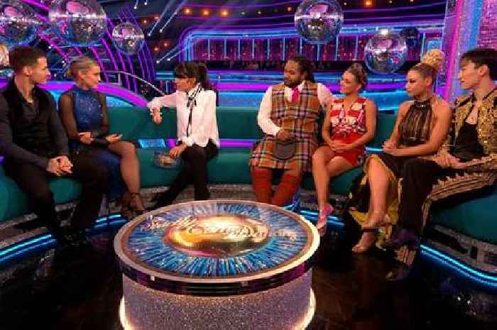 BBC Strictly Come Dancing viewers slam 'two horse race final' as pair have 'no chance'