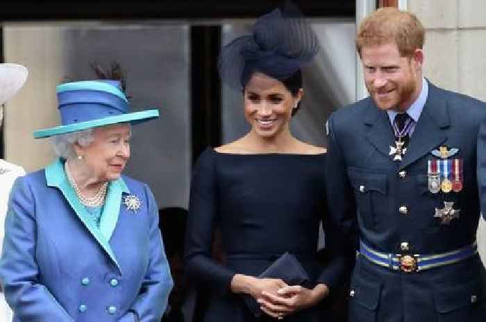 Harry and Meghan 'blocked' from seeing Queen as private phone call details shared