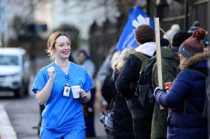 NHS nurses strike sees 70,000 appointments cancelled with patients given new six-week wait