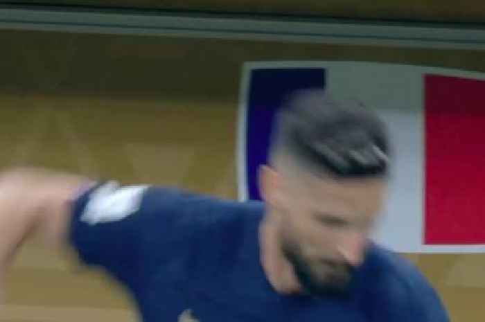 Olivier Giroud in furious reaction to Didier Deschamps World Cup final call as striker given early France hook