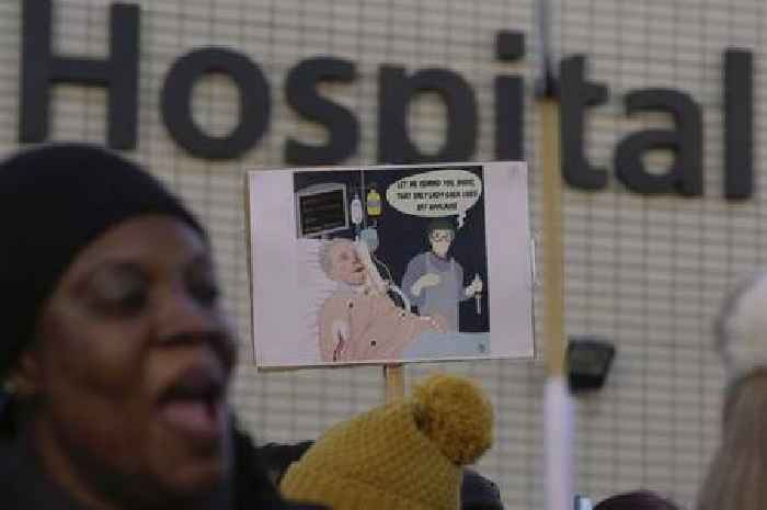 NHS nurses strike set to drag on until May unless pay deal agreed