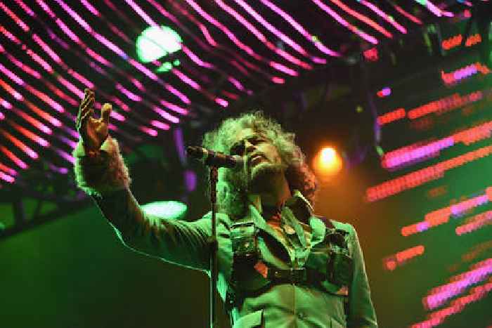 Wayne Coyne On Rejecting Aaron Sorkin’s Flaming Lips Musical Idea: “He Saw The Pink Robots As Being The Evil George Bush Empire”