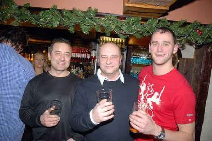 Christmas night out photos from a Scunthorpe pub 15 years ago