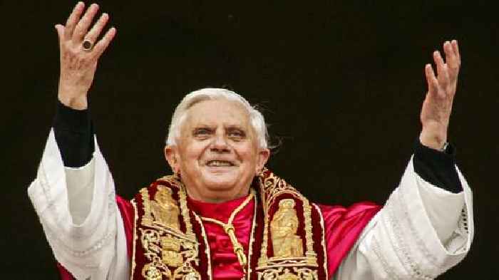Vatican Says Benedict XVI Lucid, Stable, But Condition 'Serious'