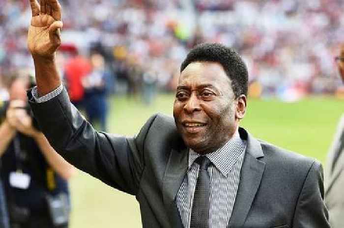 Aston Villa players pay tribute to Pele after Brazil legend's death