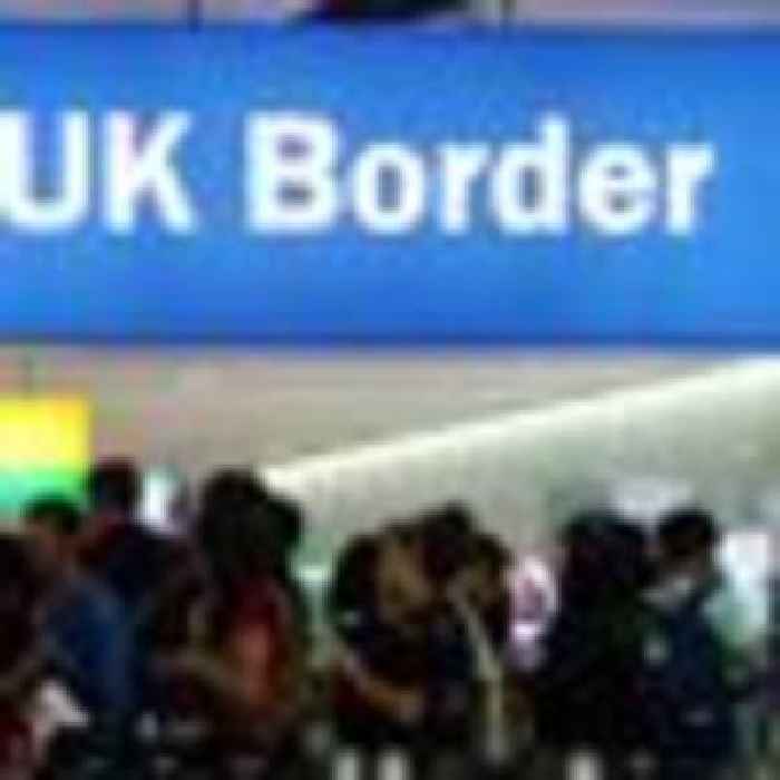 No plans for mandatory COVID-19 testing of arrivals from China, UK gov says