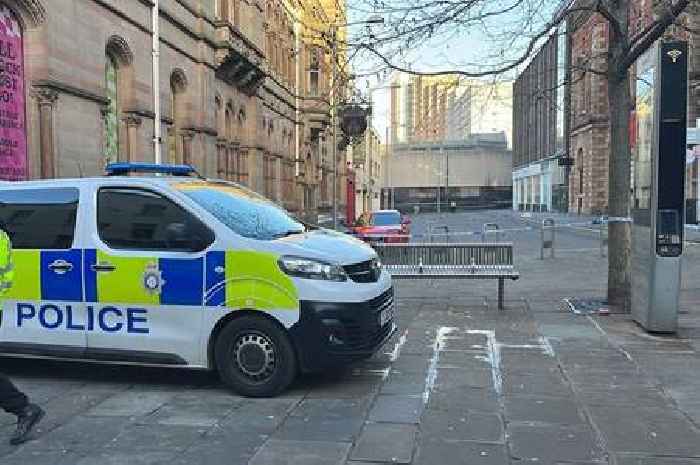 Live updates as Nottingham city centre streets cordoned off by police after two men stabbed