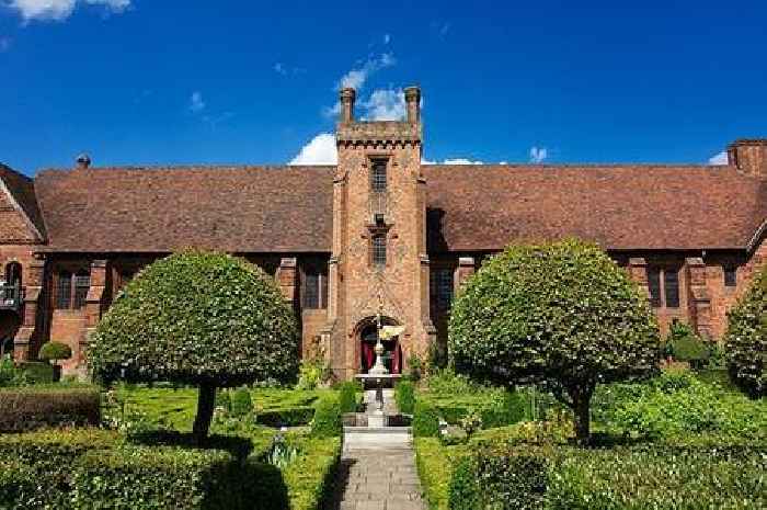 The Hatfield palace where Henry VIII's daughter Queen Elizabeth I was tried for treason at just 15