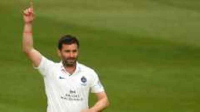 Murtagh extends Middlesex contract as player-coach