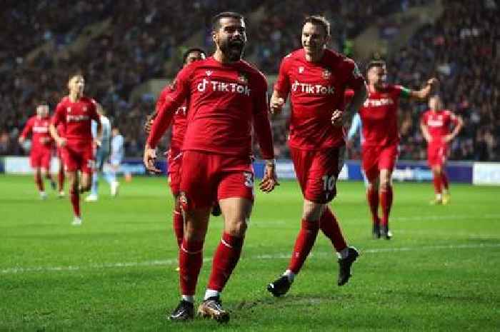 Elliot Lee nets stunning goal for Wrexham in FA Cup third-round clash with Coventry City