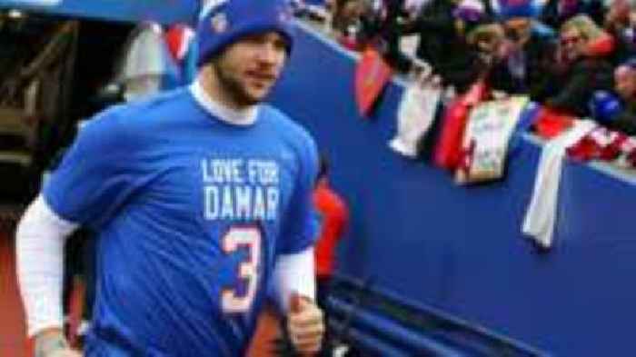 Bills make emotional show of support for Hamlin