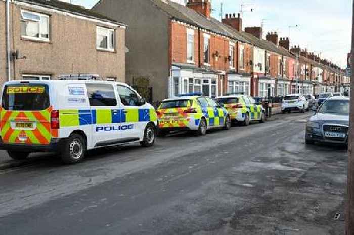 Police swarm Hull street after incident - live updates