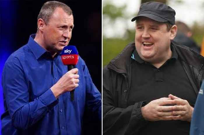 Darts' Wayne Mardle compared to Peter Kay after announcing he is fully booked for 2023