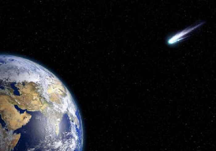 Comet the size of Jerusalem's Old City flying by Earth - and you can watch