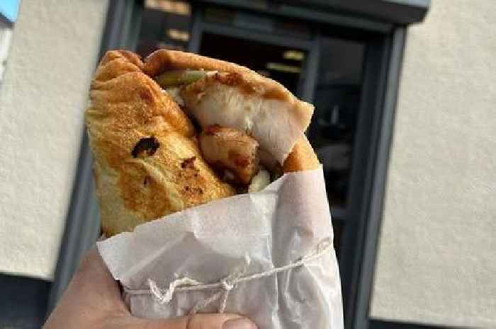 Last chance to get giant Yorkshire pudding wrap as snack van announces sad closure