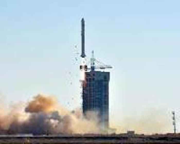 China launches 3 new satellites