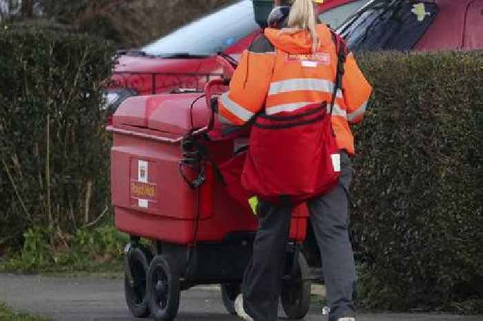 Royal Mail says people still can't post items overseas after last week's cyber attack