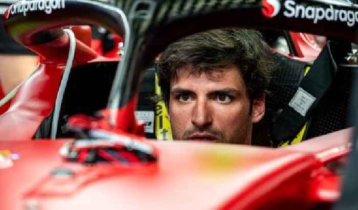 Sainz not saying a word about new 2023 Ferrari F1 car