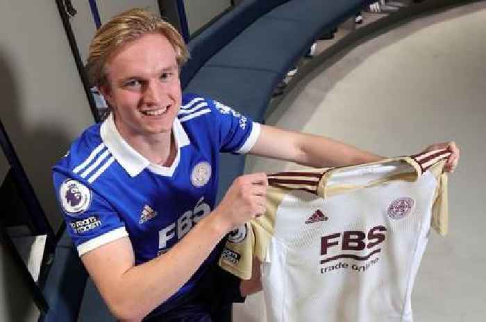 Victor Kristiansen receives 'perfect' Leicester City response after sealing January transfer